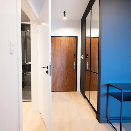 Brabank Riverside Stara Stocznia Premium Sauna & Gym Апартаменты *