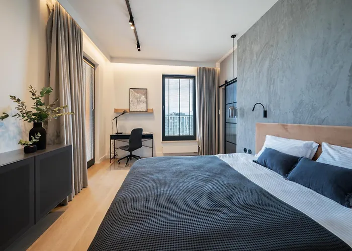 Brabank Riverside Stara Stocznia Premium Sauna & Gym 公寓